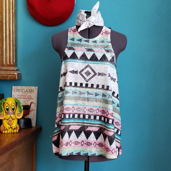Moa Moa Tops - Moa Moa Ultra Awesome Neckline Abstract Tank